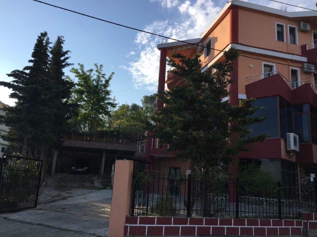 Hotel Moris Durrës Exterior foto